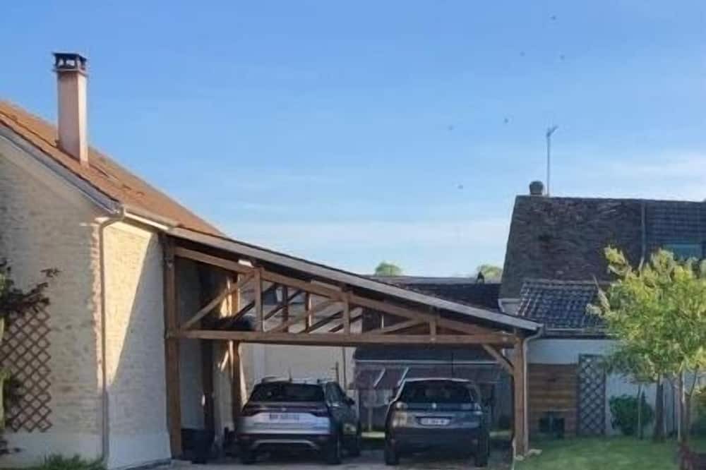Photo of Outdoor in La Foret-le-Roi