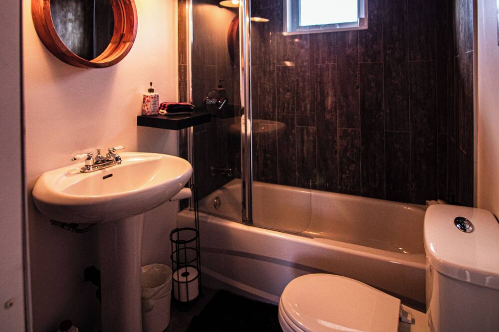 Photo of Bathroom in Saint-Damien