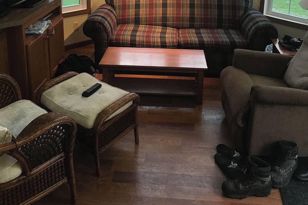 Photo of Livingroom in Ashfield-Colborne-Wawanosh