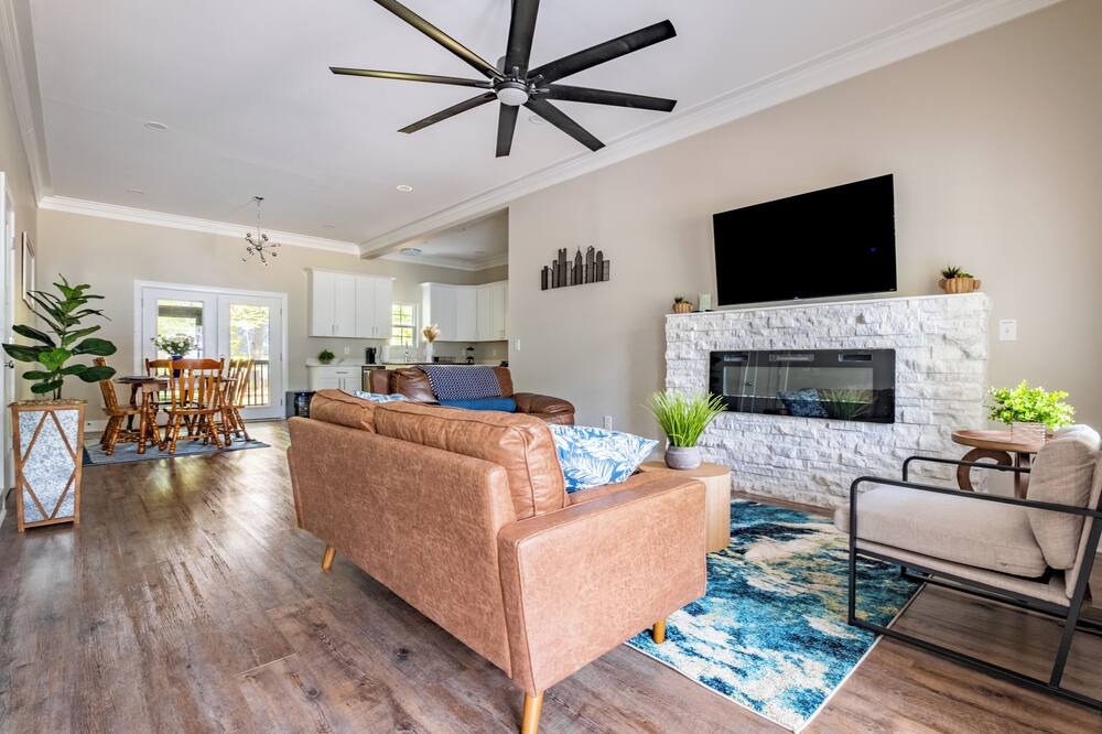 Photo of Livingroom in Louisburg