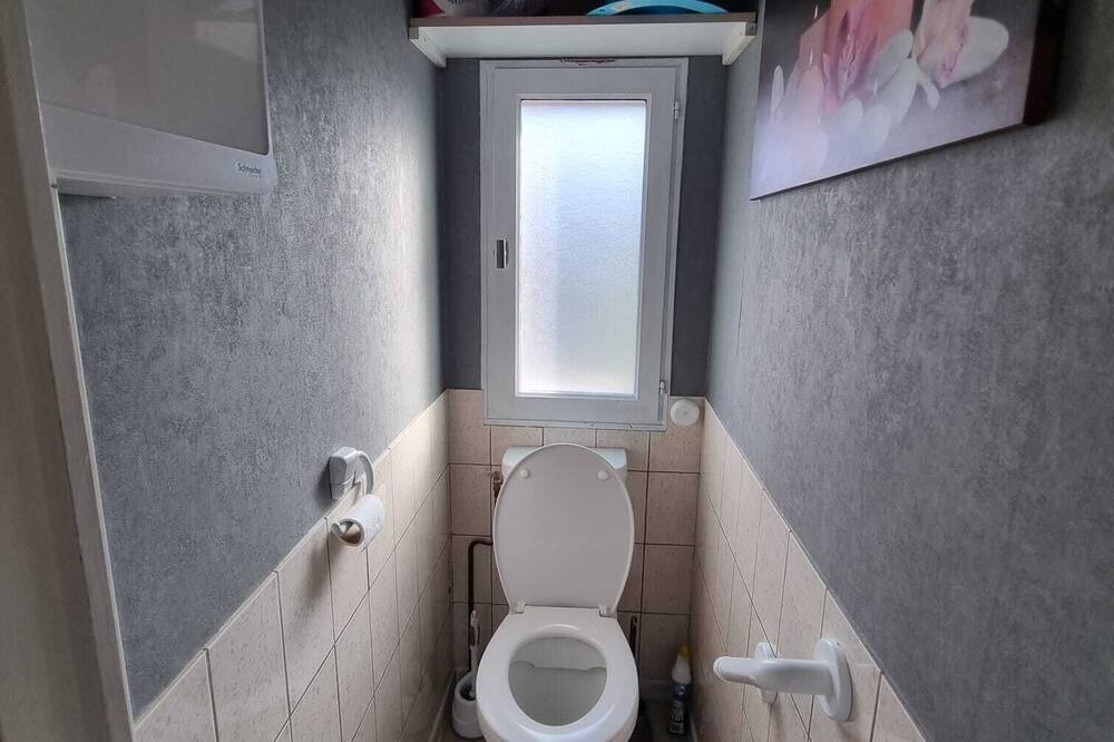 Photo of Bathroom in Dozule