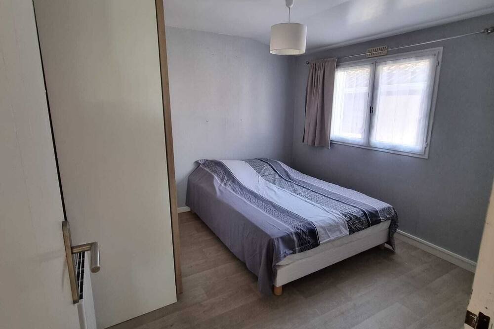 Photo of Bedroom in Dozule