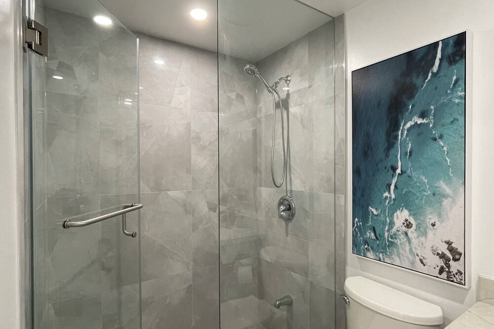 Photo of Bathroom in Milton