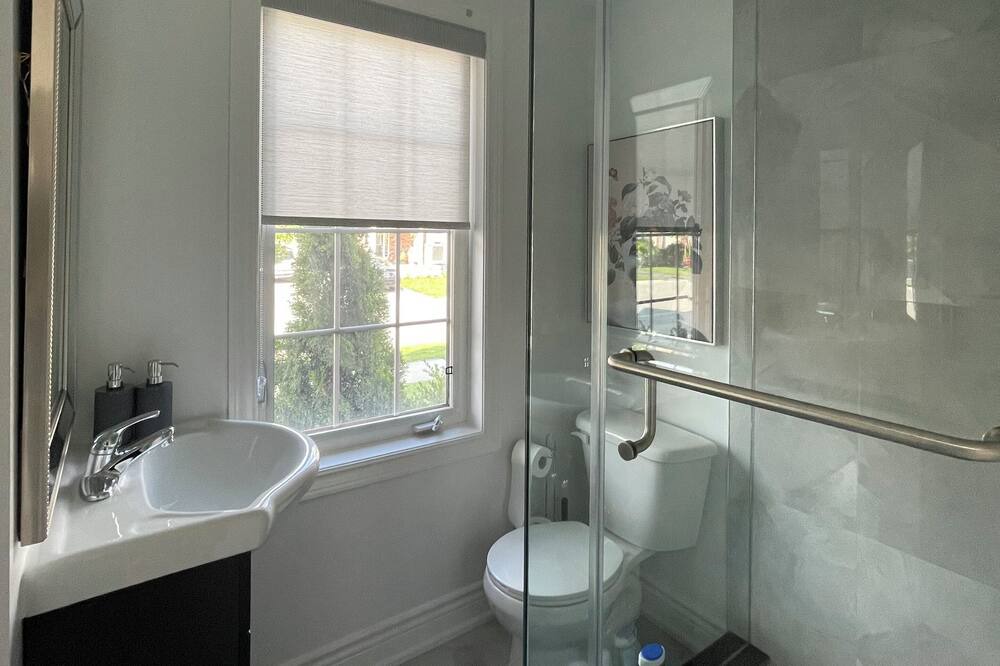 Photo of Bathroom in Milton