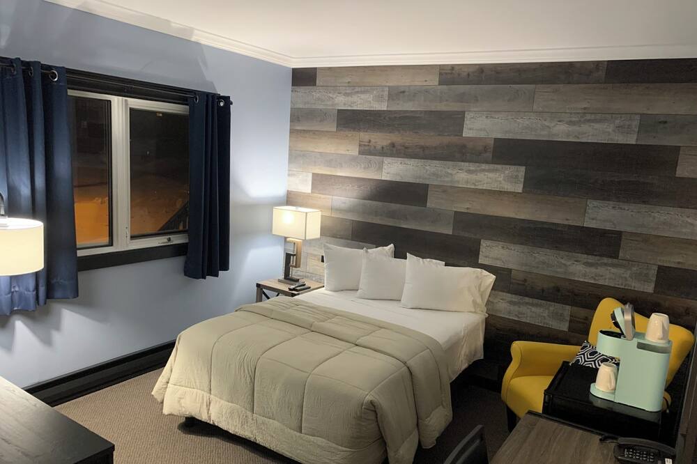 Photo of Bedroom in Stephenville