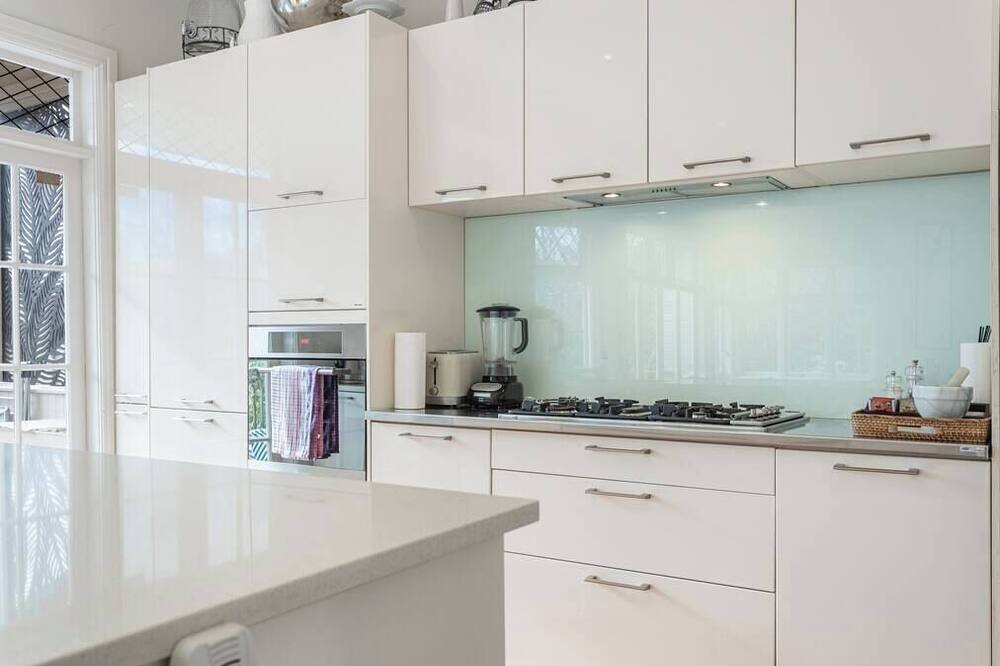 Photo of Others in Parnell