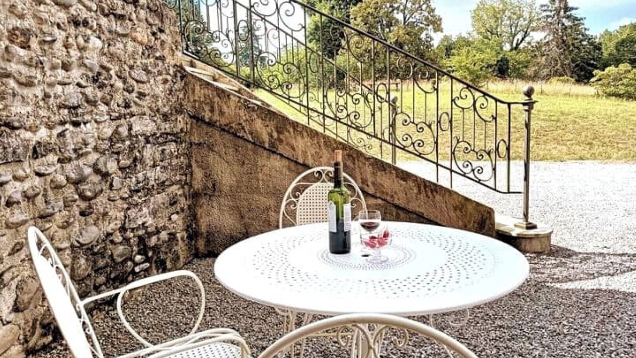 Photo of Outdoor in Escos