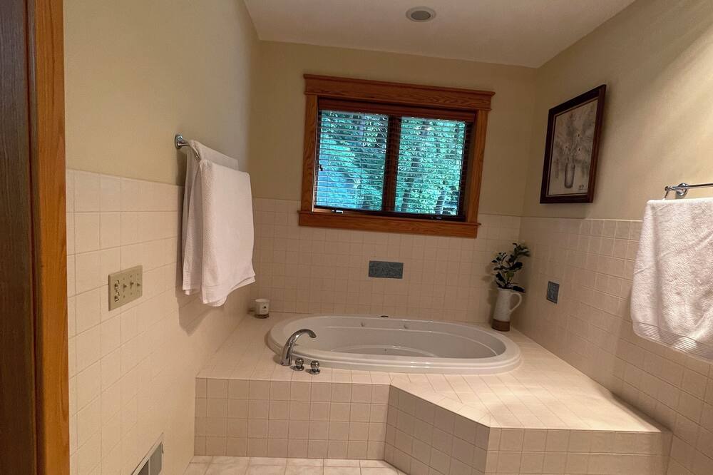 Photo of Bathroom in Three Rivers