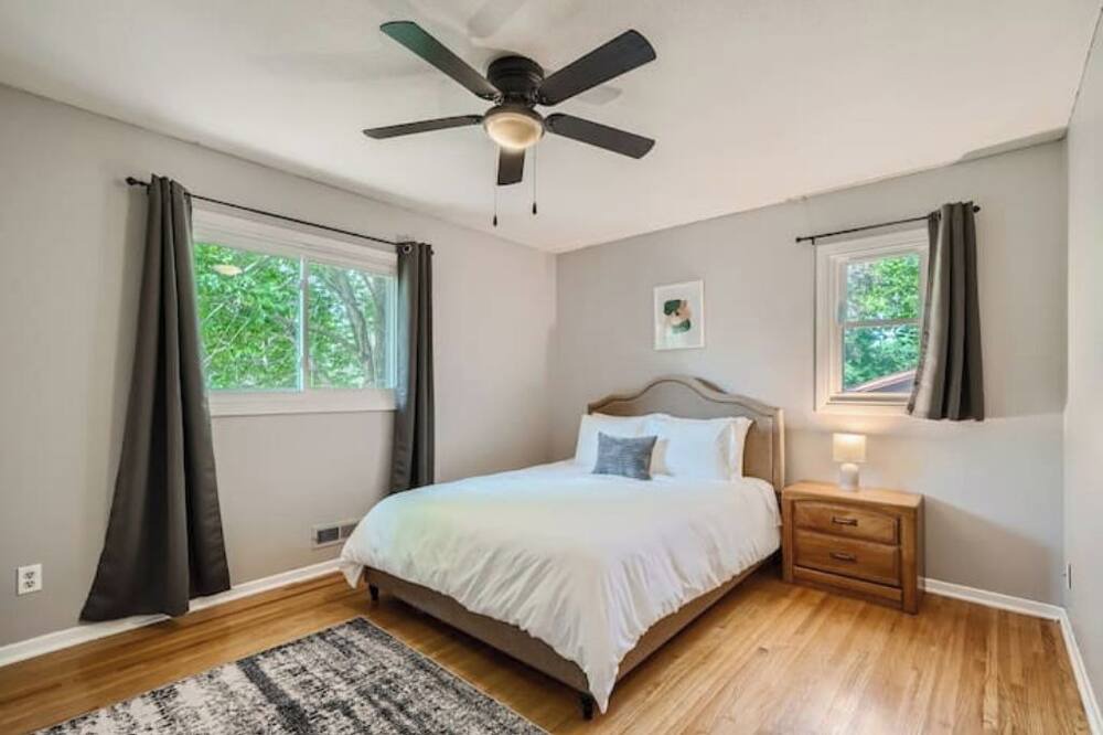 Photo of Bedroom in Fridley