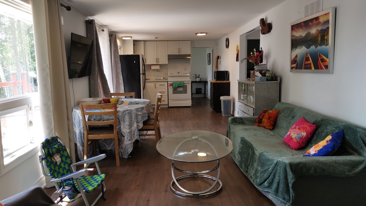 Photo of Livingroom in Omemee