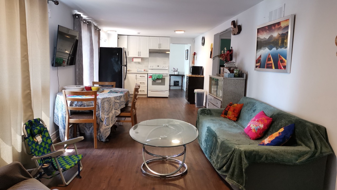 Photo of Livingroom in Omemee