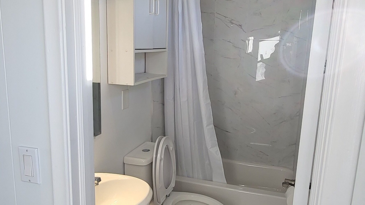 Photo of Bathroom in Rama