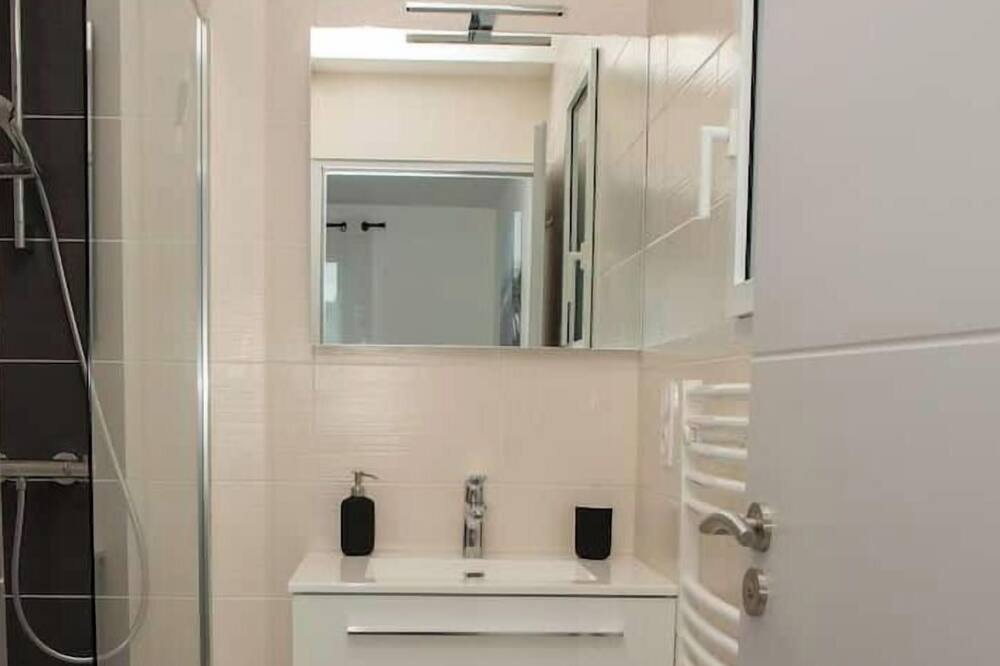 Photo of Bathroom in Muzillac