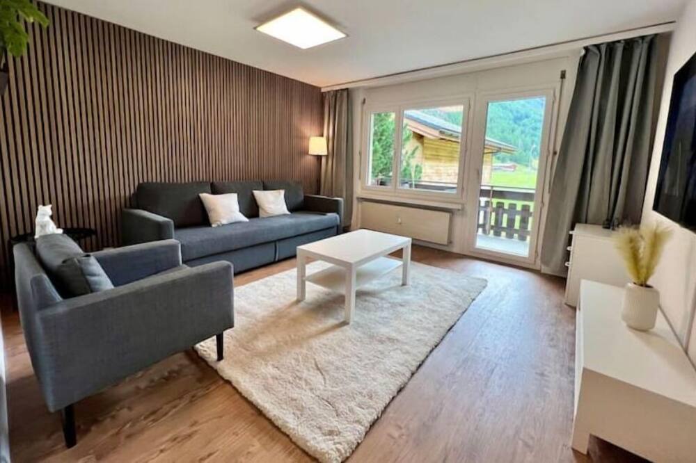 Photo of Livingroom in Taesch