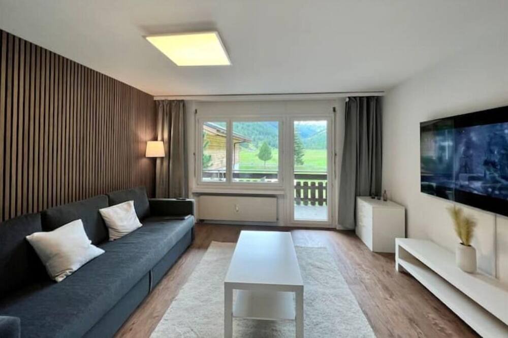 Photo of Livingroom in Taesch