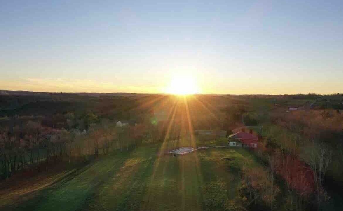 Photo of Outdoor in Jeffersonville