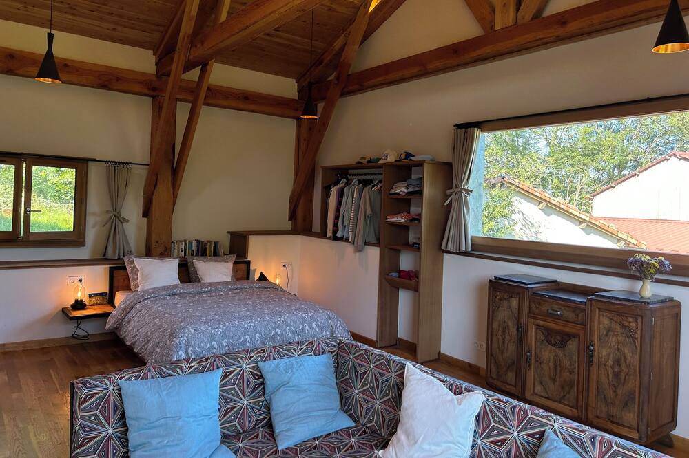 Photo of Bedroom in Castelnau-Durban