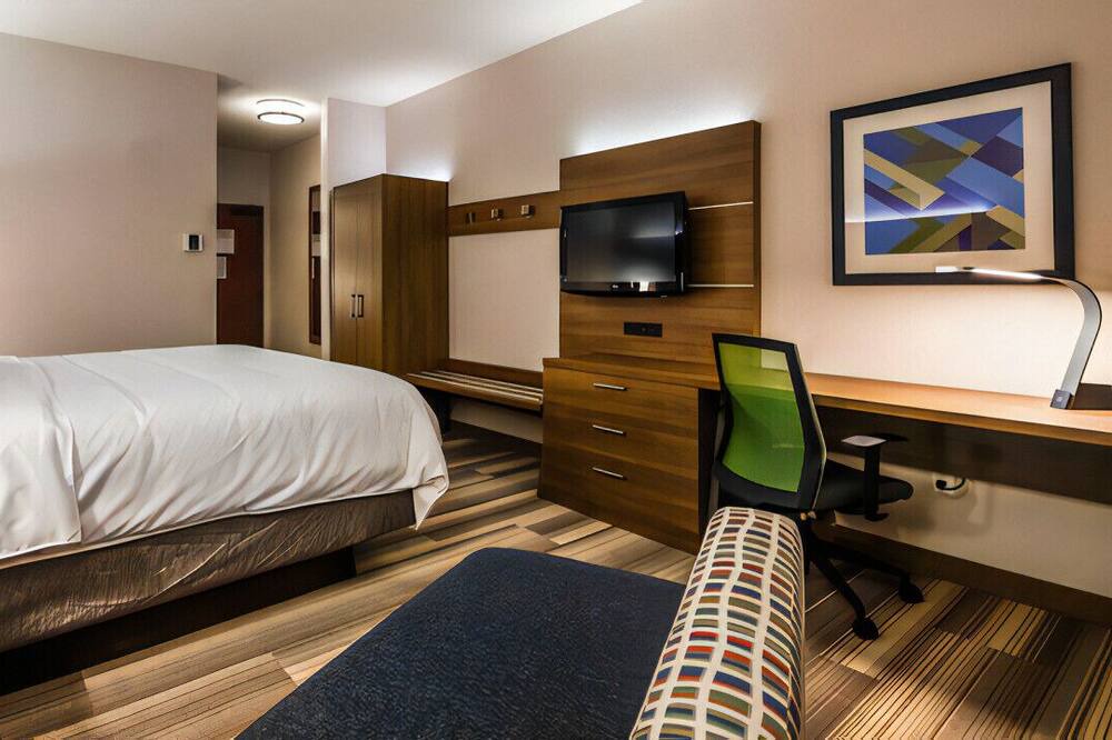 Photo of Bedroom in Farmington Hills