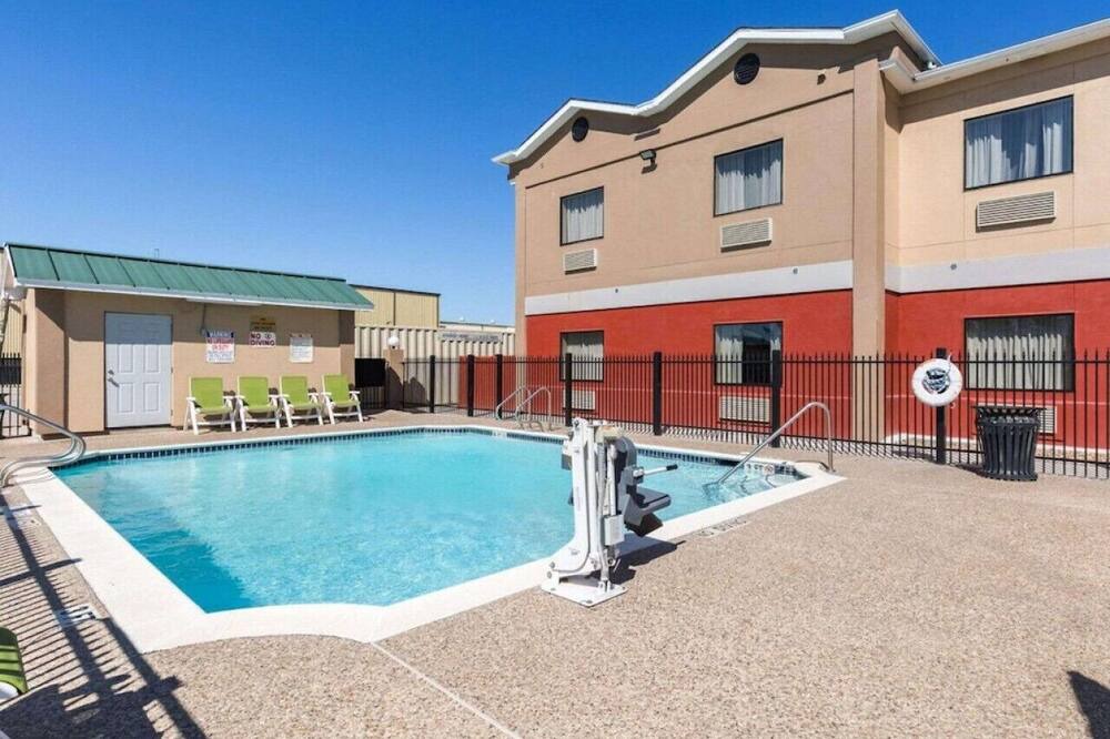 Photo of Outdoor in Northeast Houston