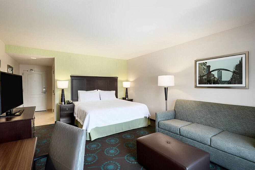 Photo of Bedroom in Newark