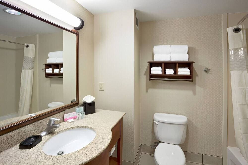 Photo of Bathroom in Allen