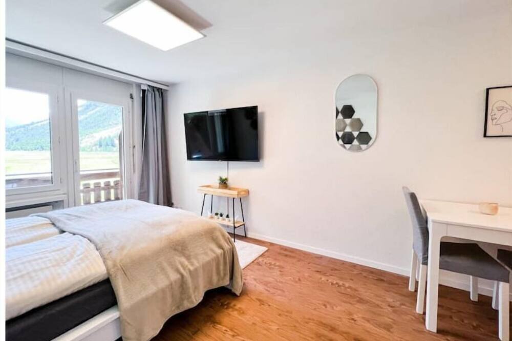 Photo of Bedroom in Taesch
