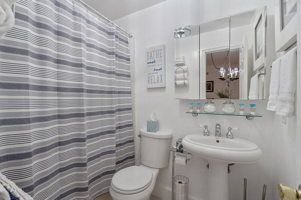Photo of Bathroom in Downtown Syracuse