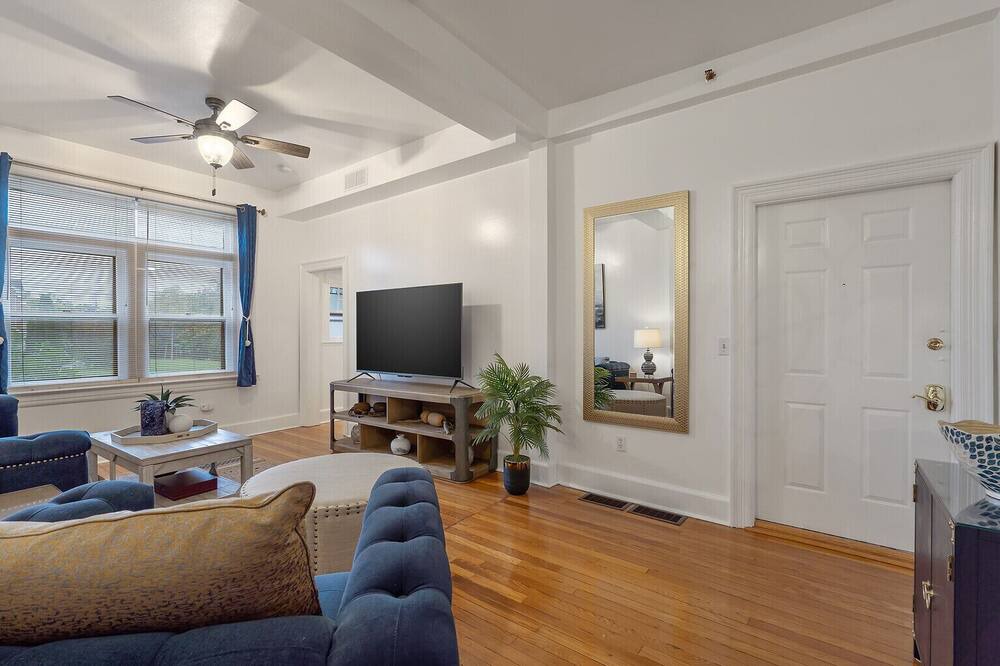 Photo of Livingroom in Downtown Syracuse