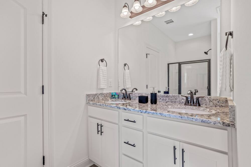 Photo of Bathroom in Lake Charles