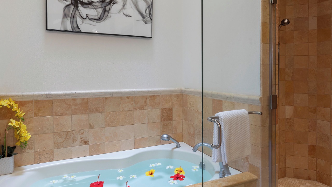 Photo of Bathroom in Waikoloa