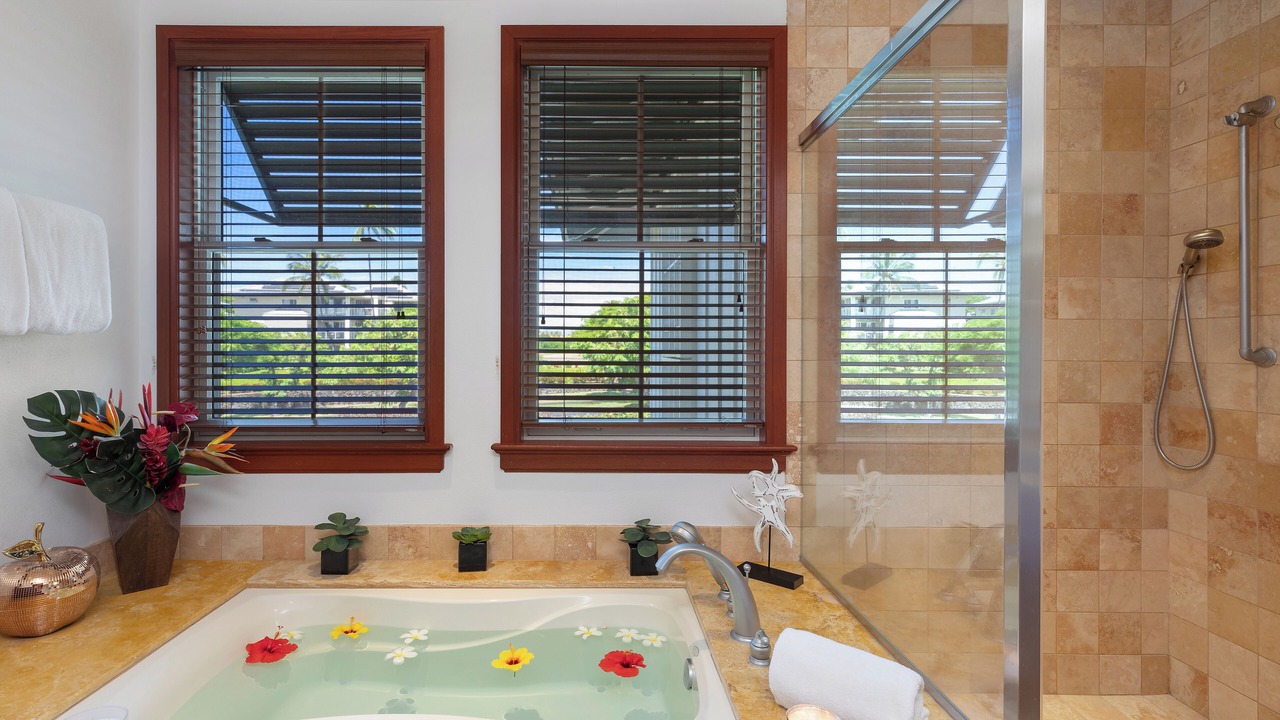 Photo of Bathroom in Waikoloa