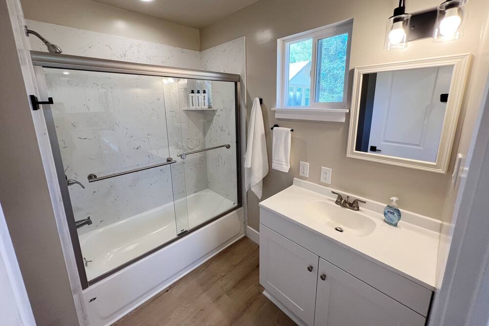 Photo of Bathroom in Loomis