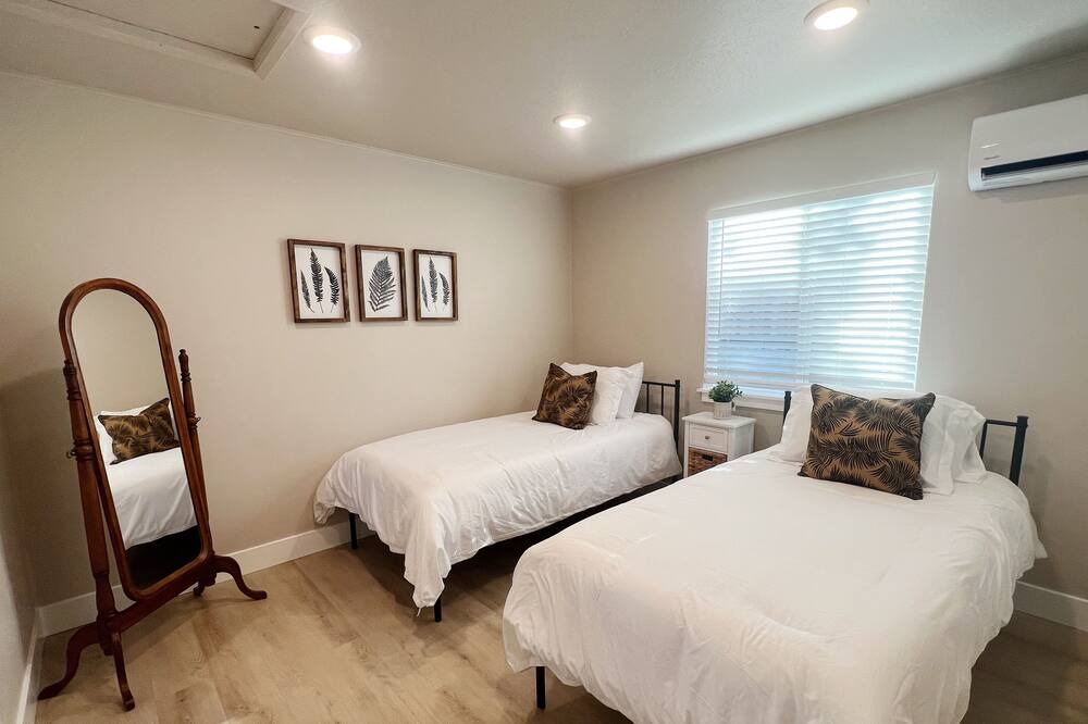 Photo of Bedroom in Loomis