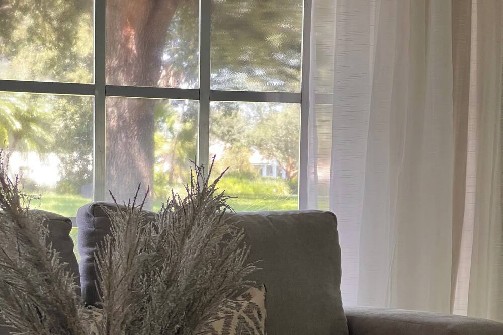 Photo of Livingroom in Lake Alfred