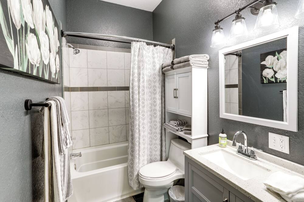 Photo of Bathroom in Winona