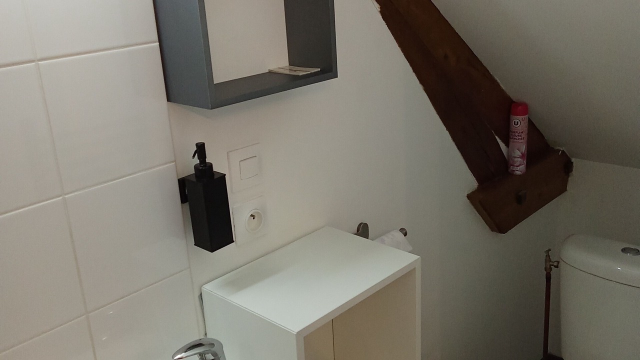 Photo of Bathroom in Orbigny