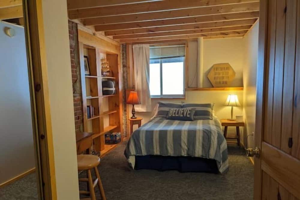 Photo of Bedroom in Goodman
