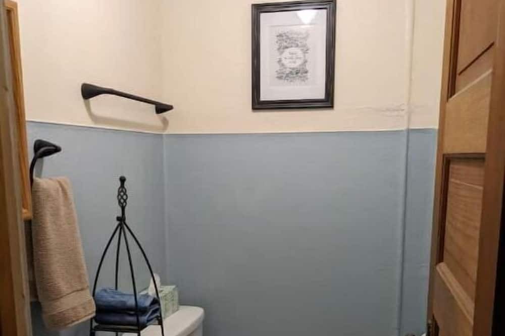 Photo of Bathroom in Goodman
