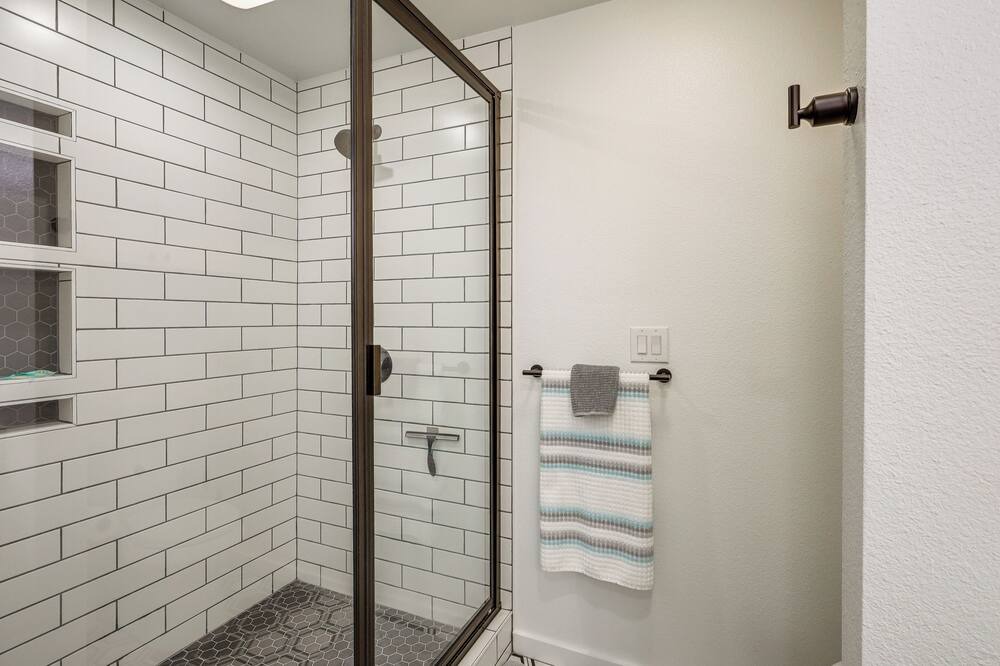 Photo of Bathroom in Morgans Point Resort