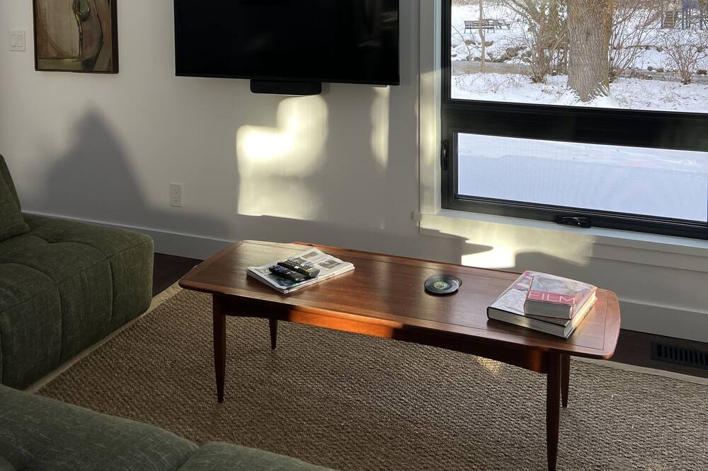 Photo of Livingroom in Creemore