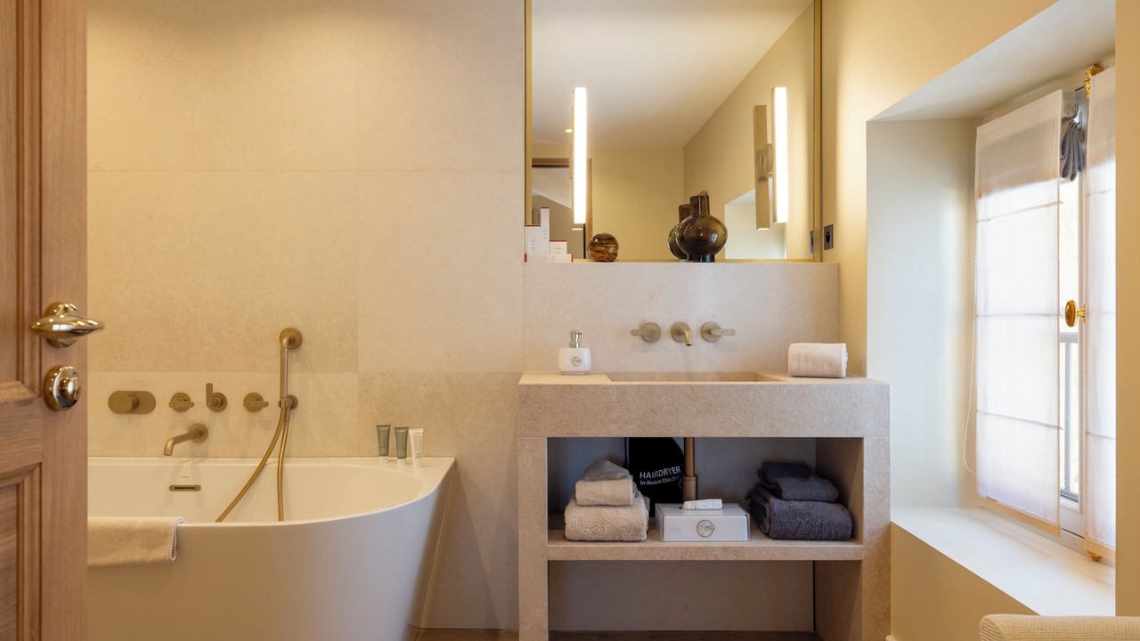 Photo of Bathroom in Chateauneuf-du-Pape