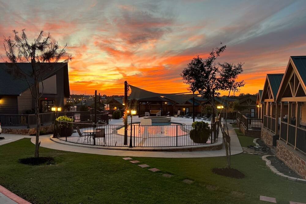 Photo of Outdoor in Willis