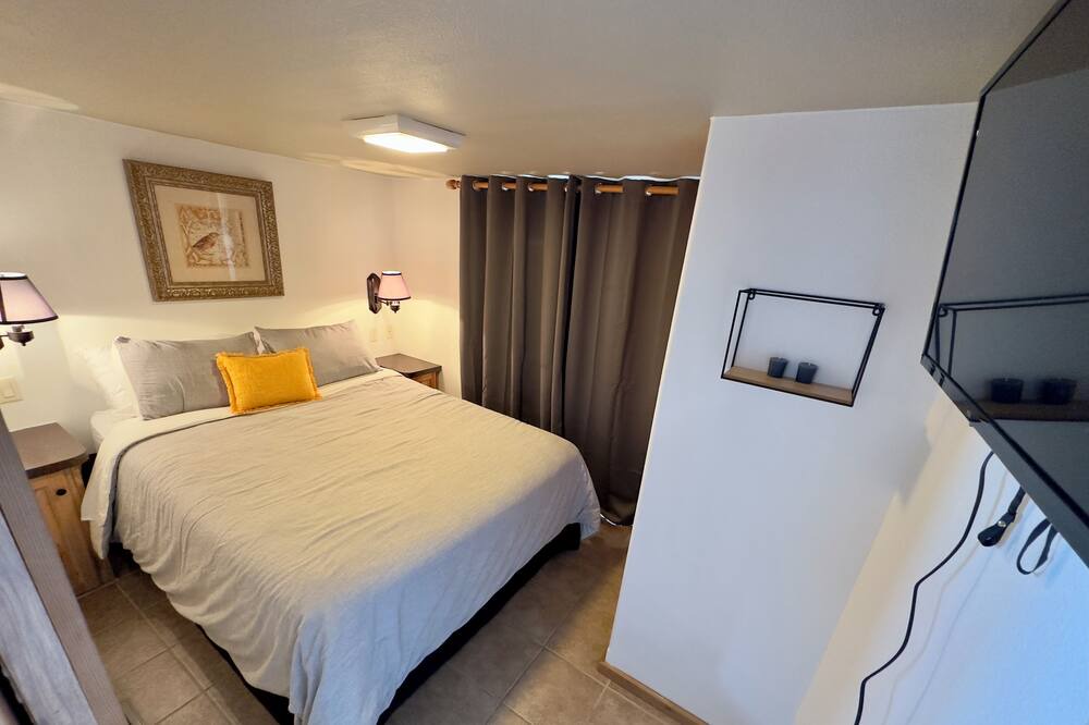 Photo of Bedroom in Willis