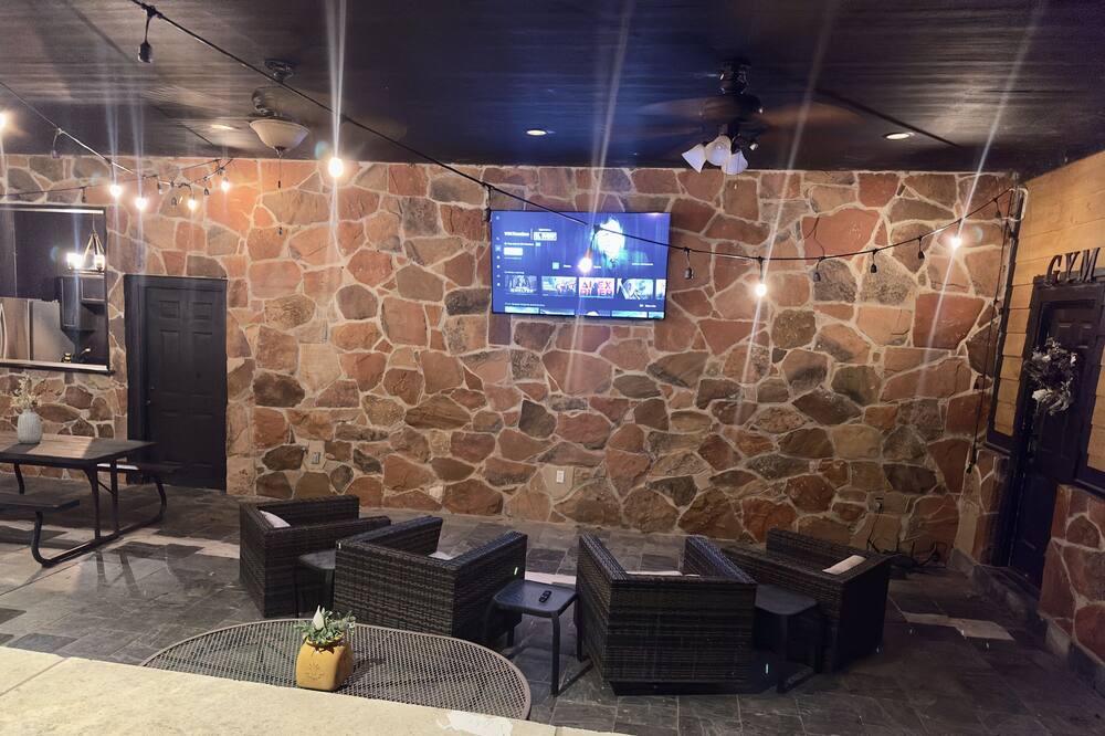 Photo of Outdoor in Willis