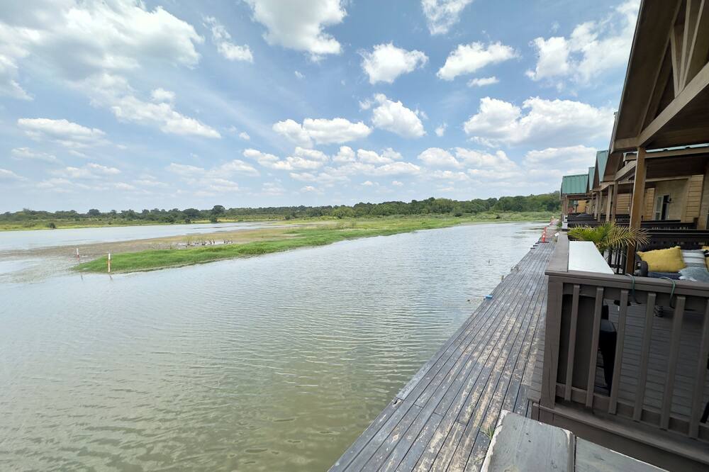 Photo of Outdoor in Willis