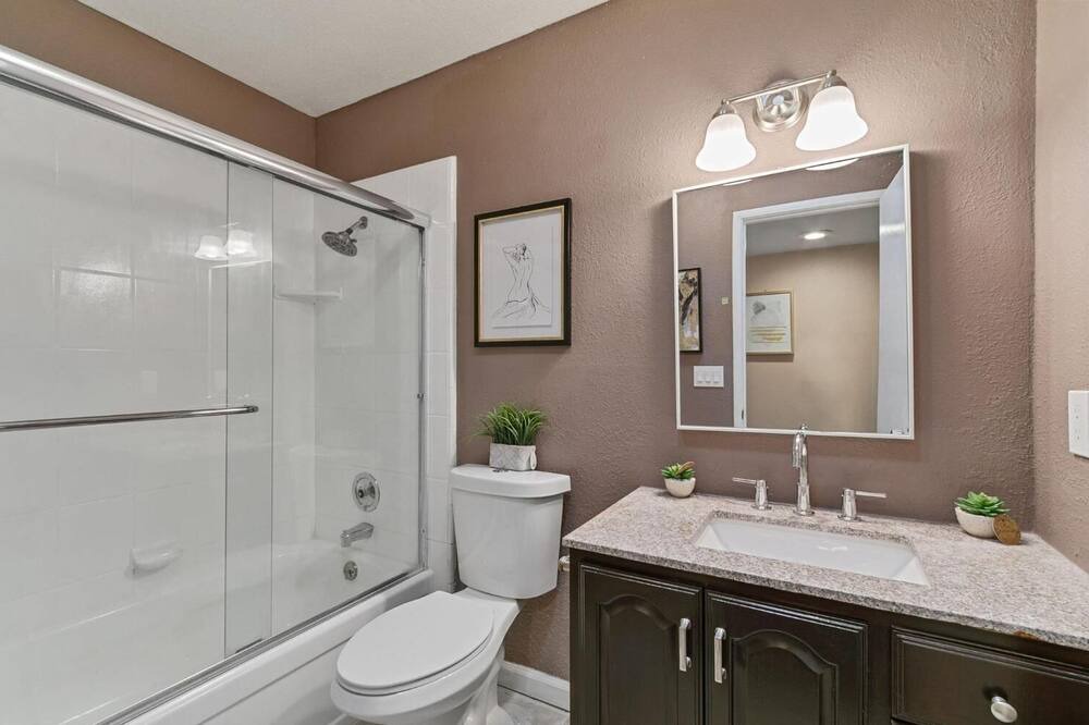 Photo of Bathroom in Auburn