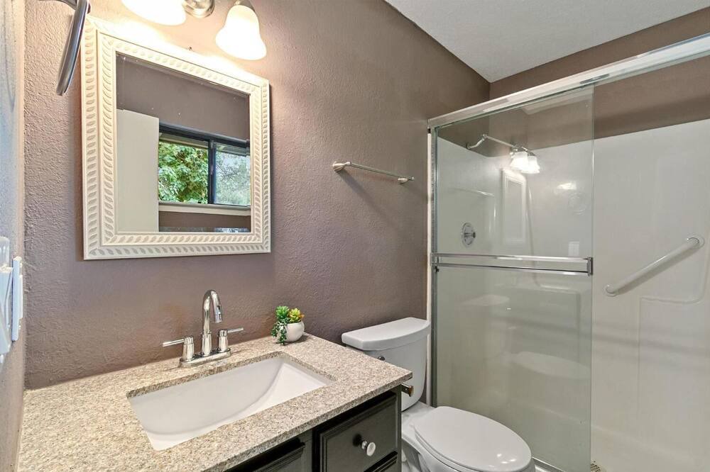 Photo of Bathroom in Auburn