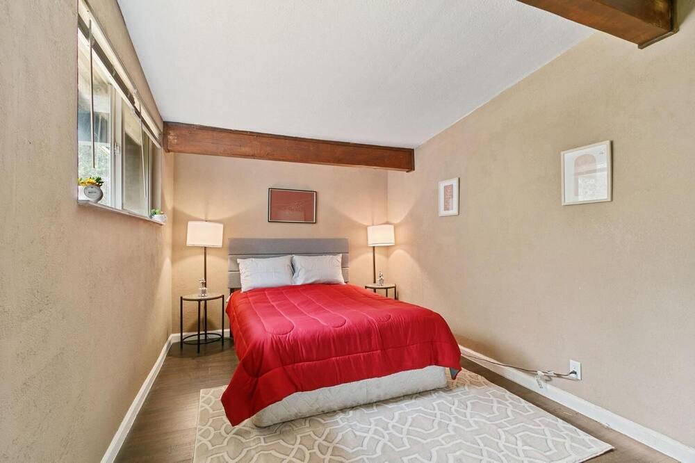 Photo of Bedroom in Auburn