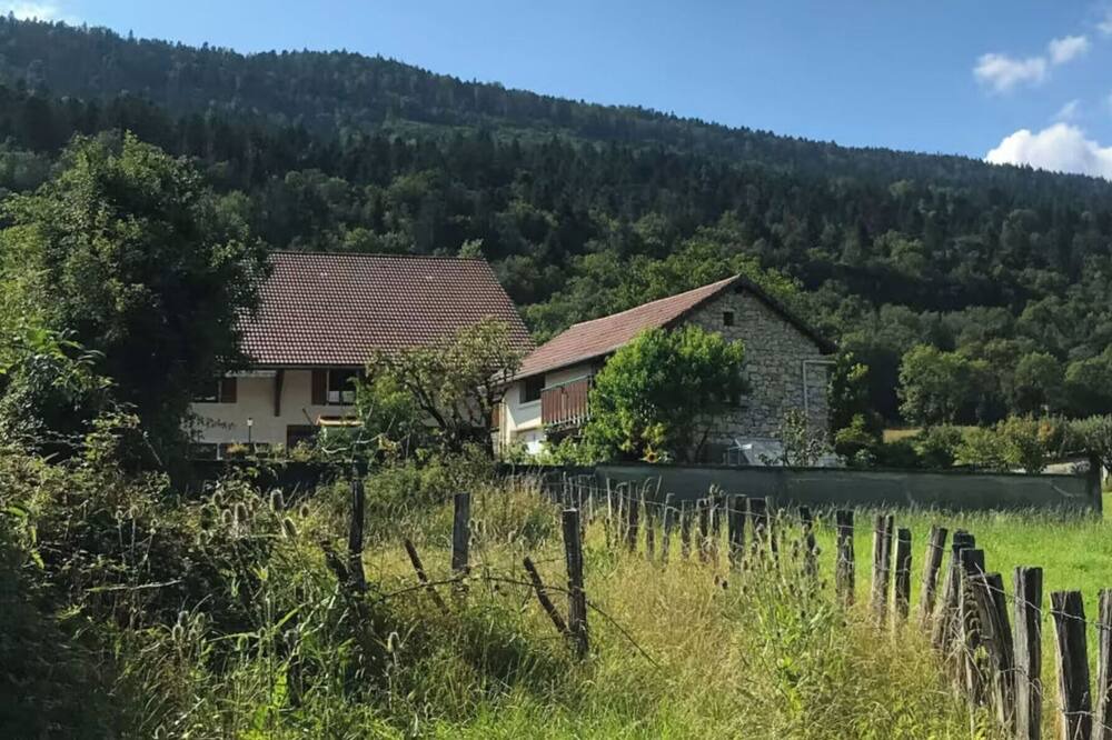 Photo of Outdoor in Sutrieu