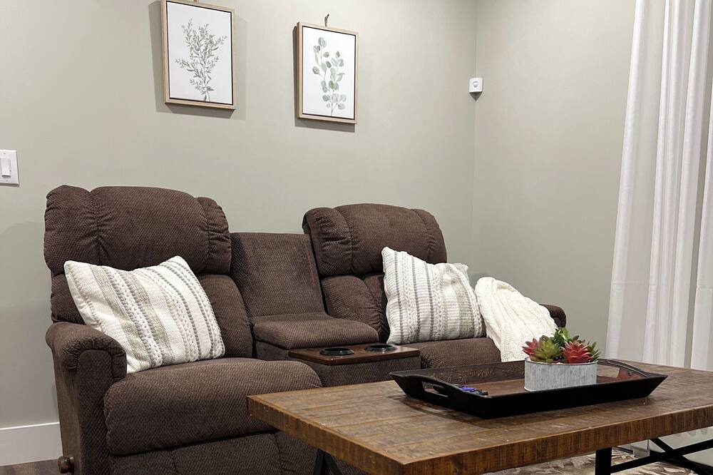 Photo of Livingroom in Canastota